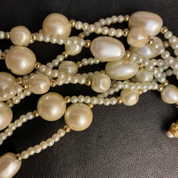 CAROLEE Multi-Strand Faux Pearl Statement Necklace – Vintage Gold-Tone Elegance - Picture 2 of 4